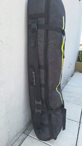 BOARDBAG CON RUEDAS